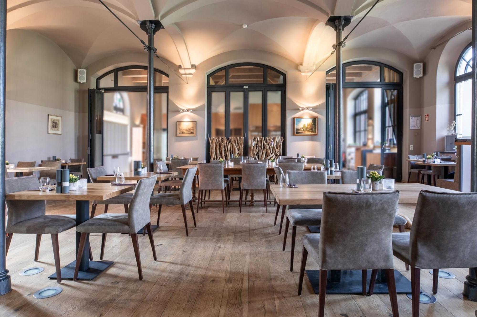 Schlossgut Gross Schwansee Luaran gambar Restaurant Restaurant St. Peter
